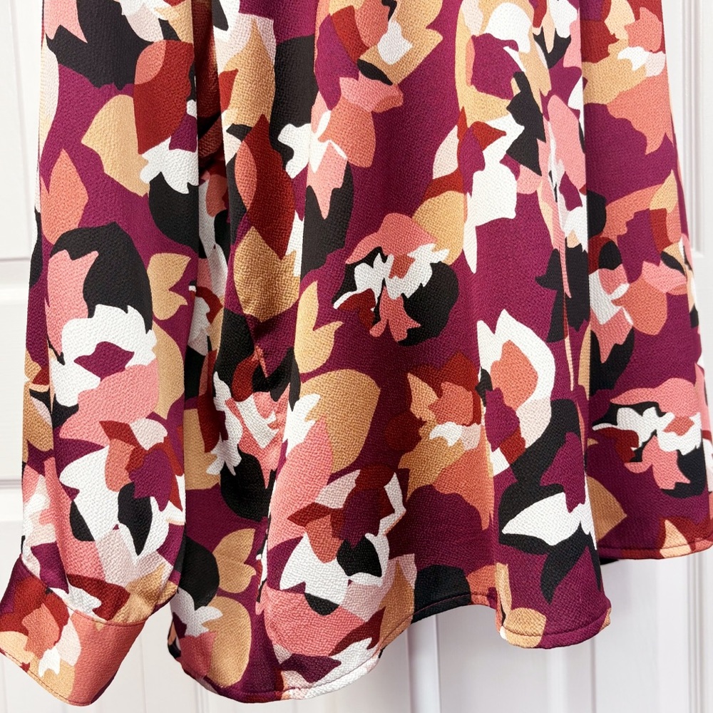 NWT Bar III Burgundy Red Abstract Floral Long Sleeve Blouse 2X - Picture 11 of 16